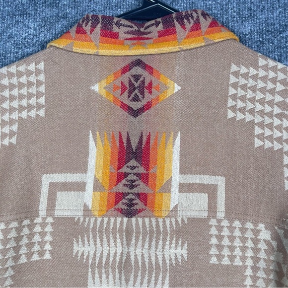Pendleton Jacquard Barn Jacket Women’s XL 100% Wool Shacket Aztec Yellowstone - Picture 10 of 14